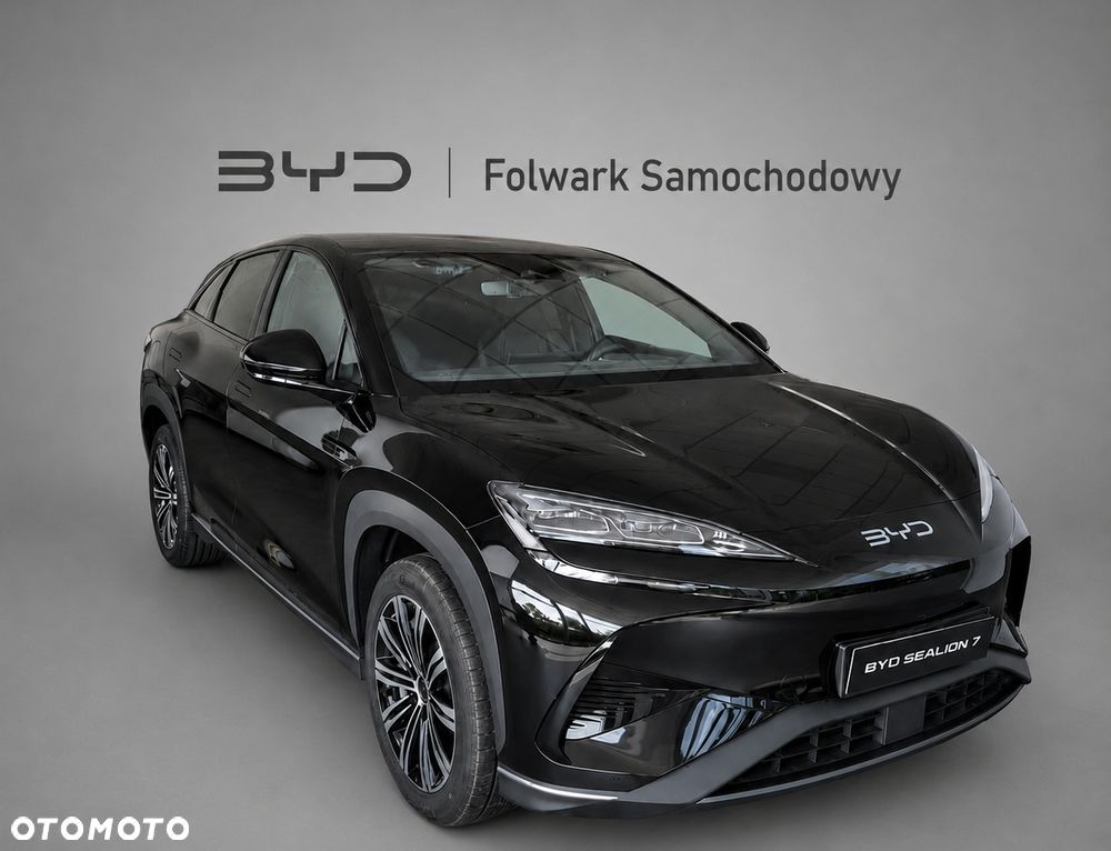 BYD Sealion 7