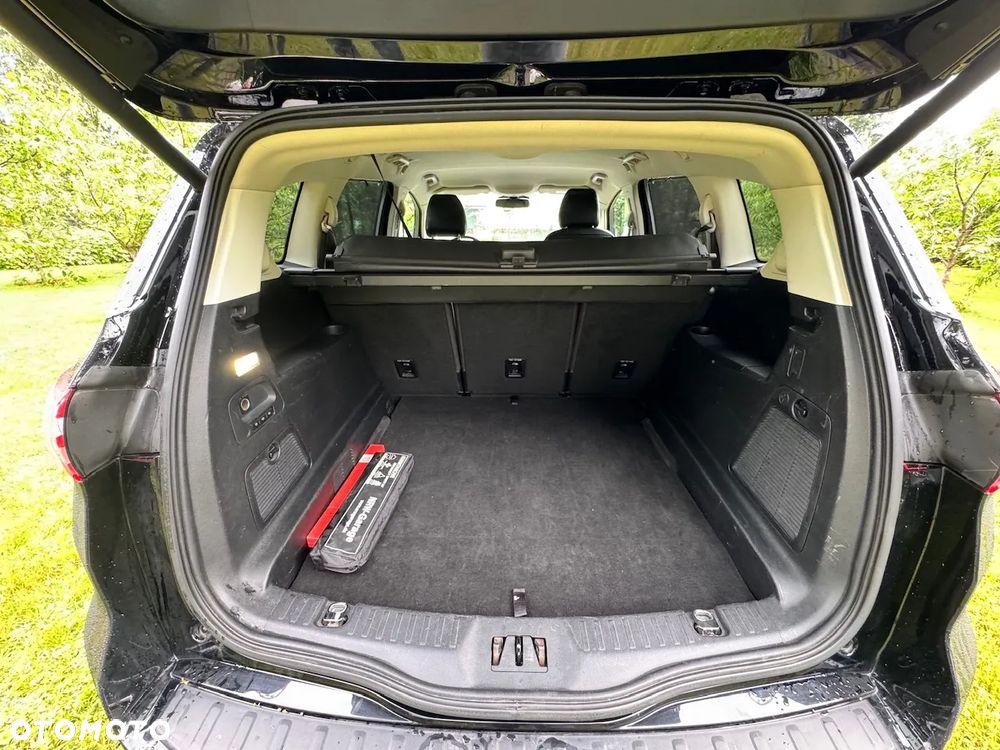 Ford S-Max 2.0 TDCi Titanium PowerShift - 9
