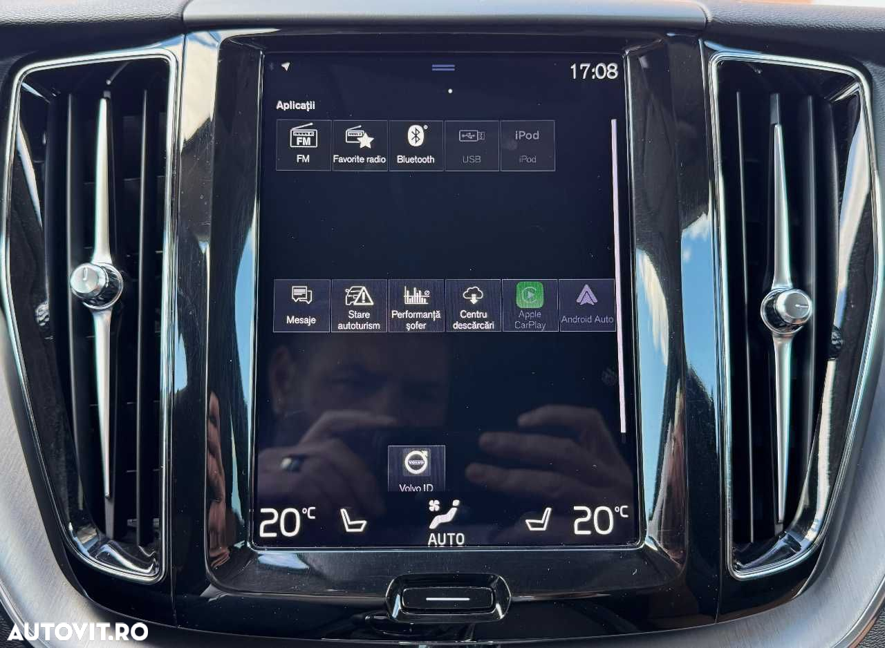 Volvo XC 60 D4 Momentum Pro - 32