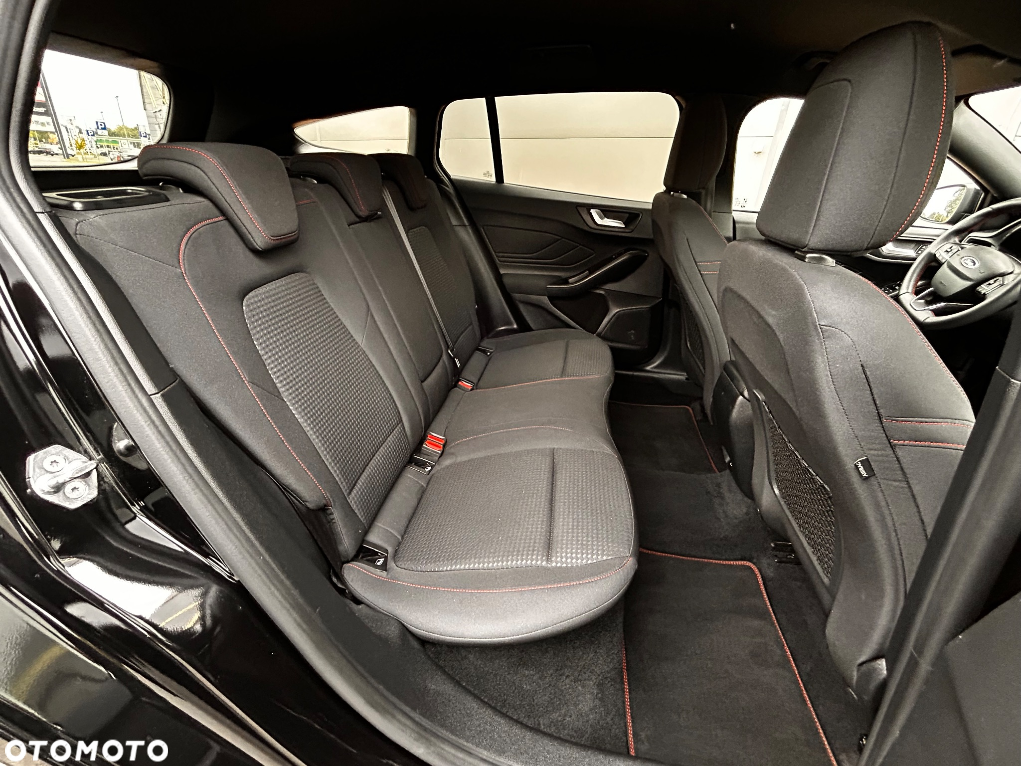 Ford Focus 1.5 EcoBlue Start-Stopp-System ST-LINE - 30