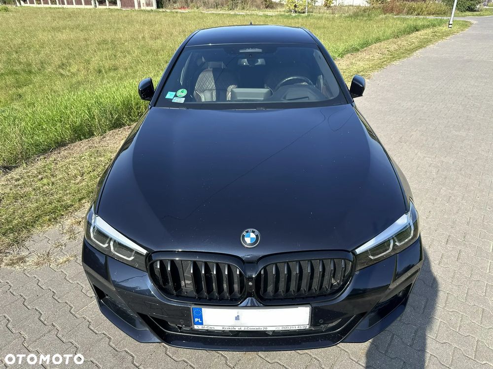 BMW Seria 5 - 32