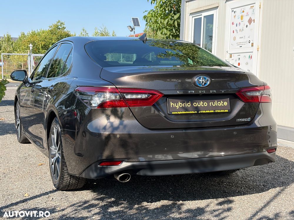 Toyota Camry 2.5 Exclusive - 3