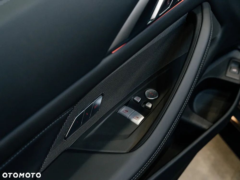 BMW M4 Competition M xDrive - 11