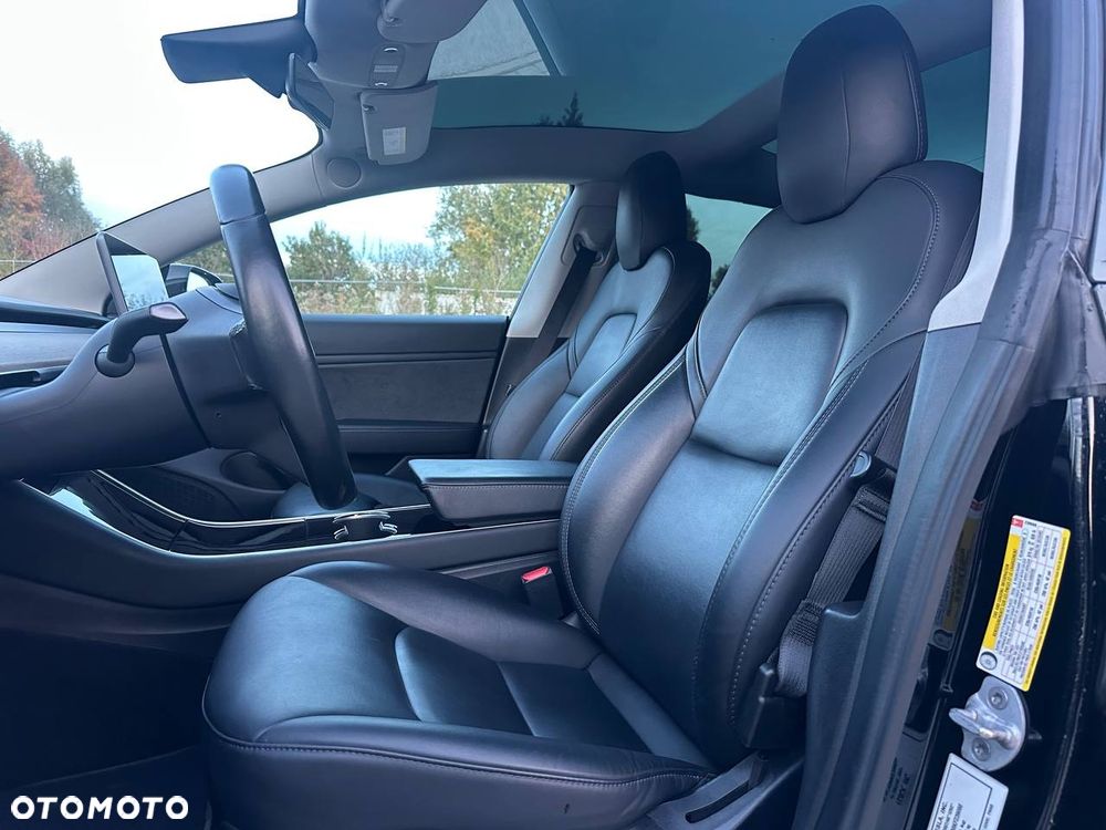 Tesla Model 3 Langstreckenbatterie Allradantrieb Dual Motor - 16