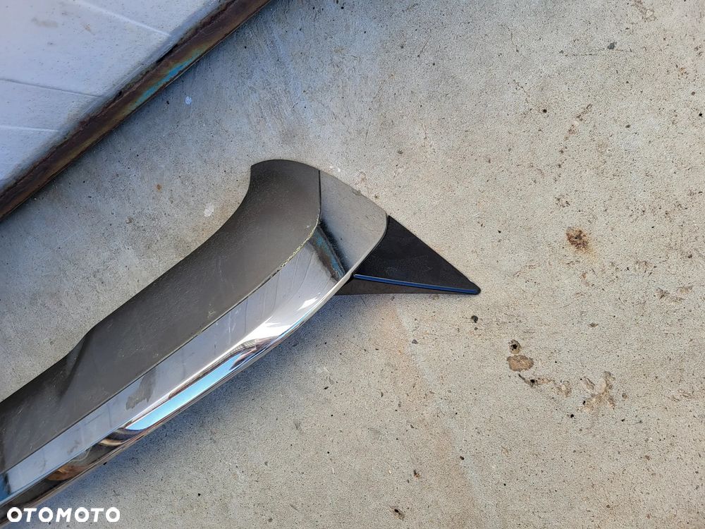 Spoiler blenda tylnej klapy Peugeot 2008 KCL - 6