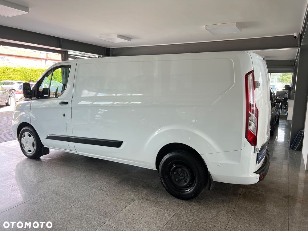 Ford Transit Custom - 10