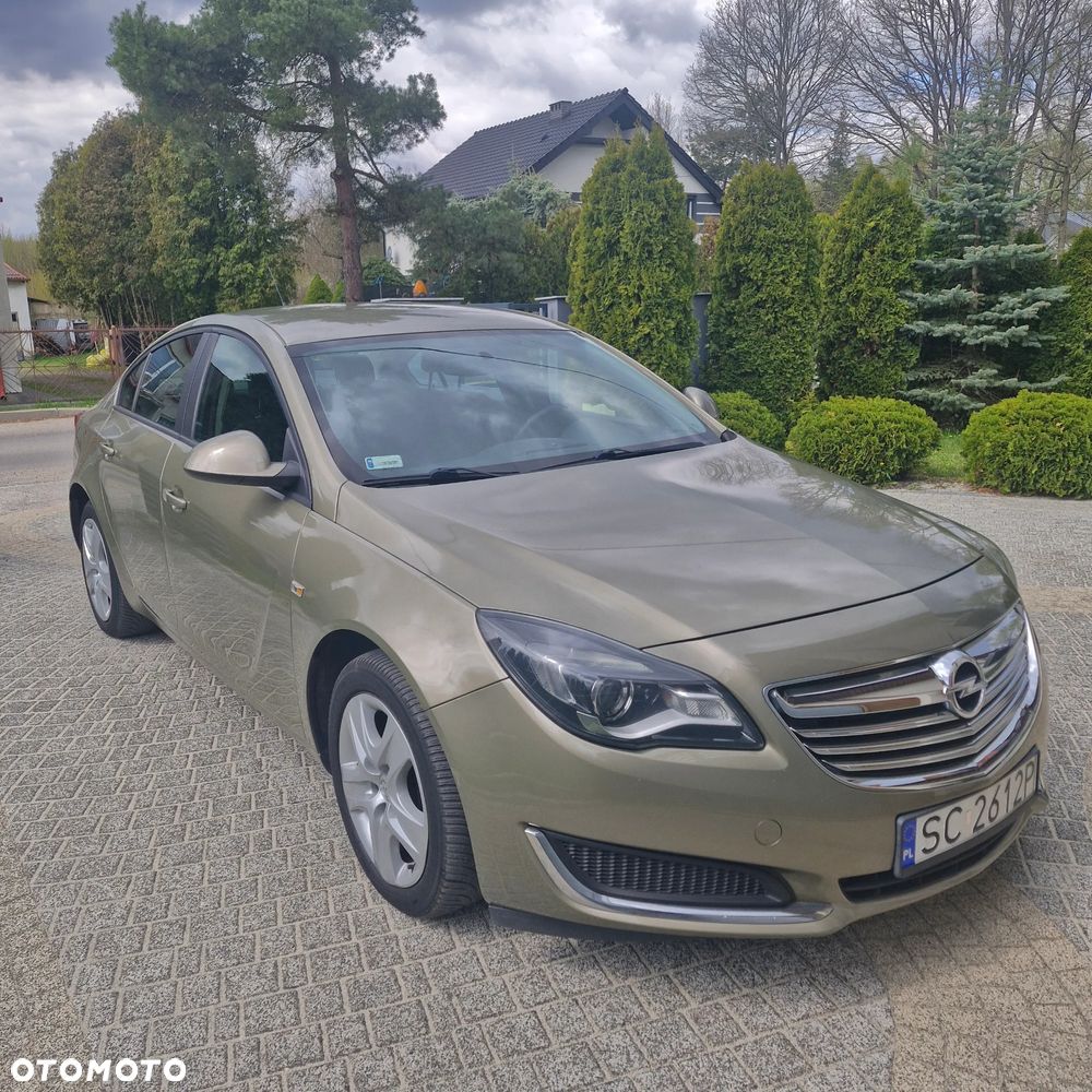 Opel Insignia - 1