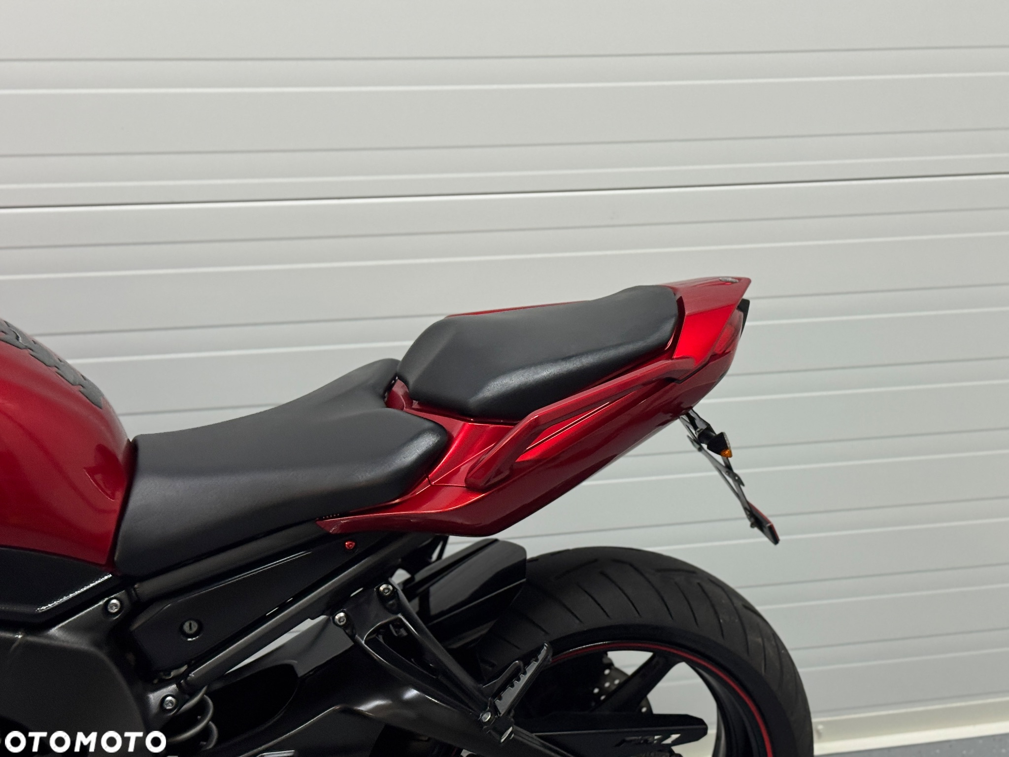 Yamaha FZ - 13