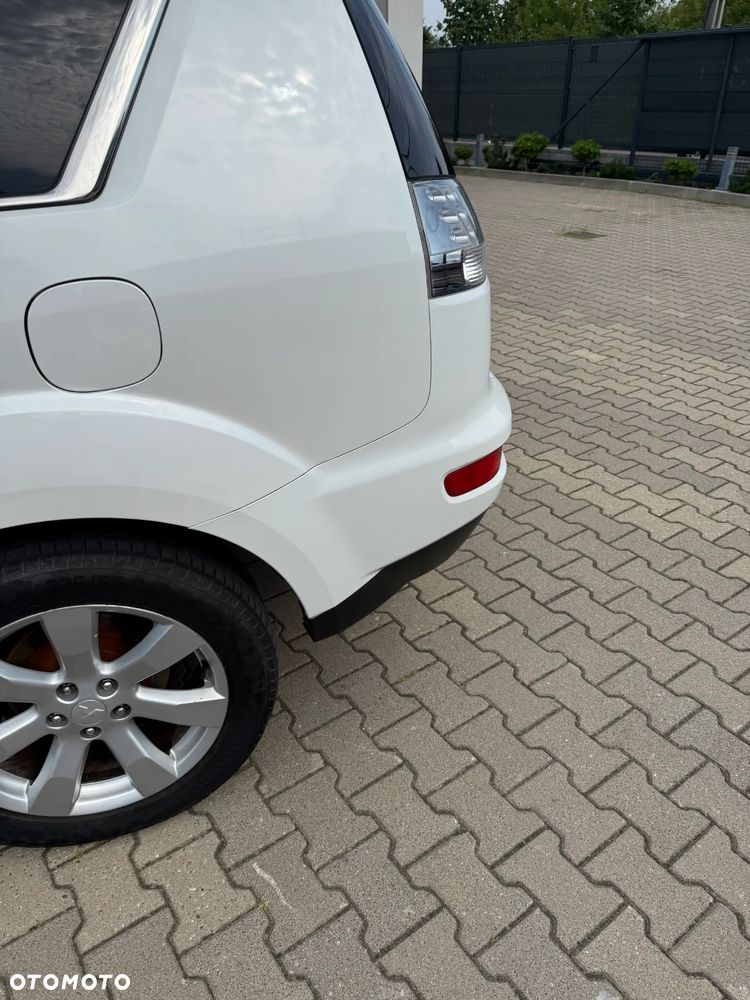 Mitsubishi Outlander 2.2 DID Intense + EU5 - 11