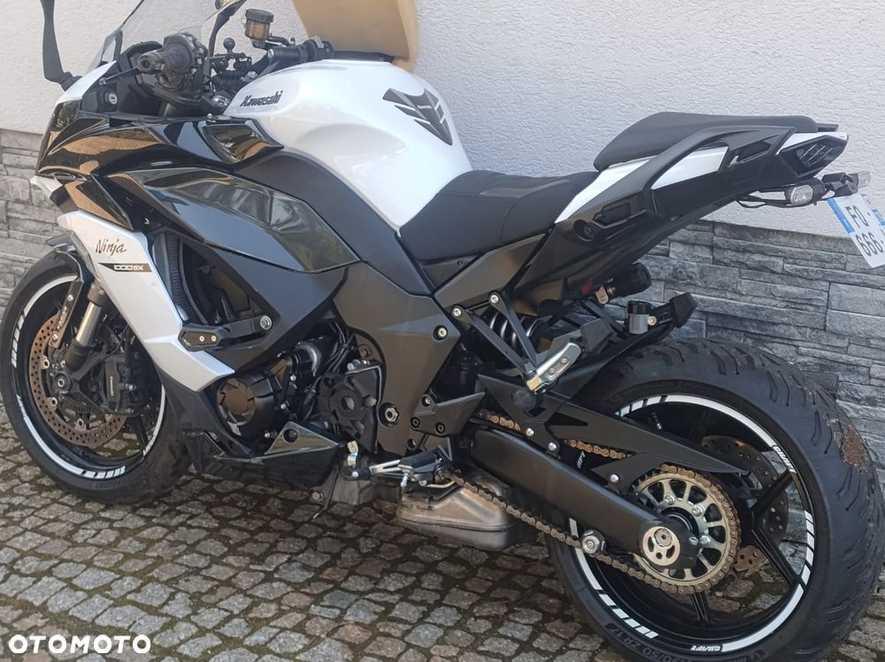 Kawasaki Ninja 1000 SX - 27