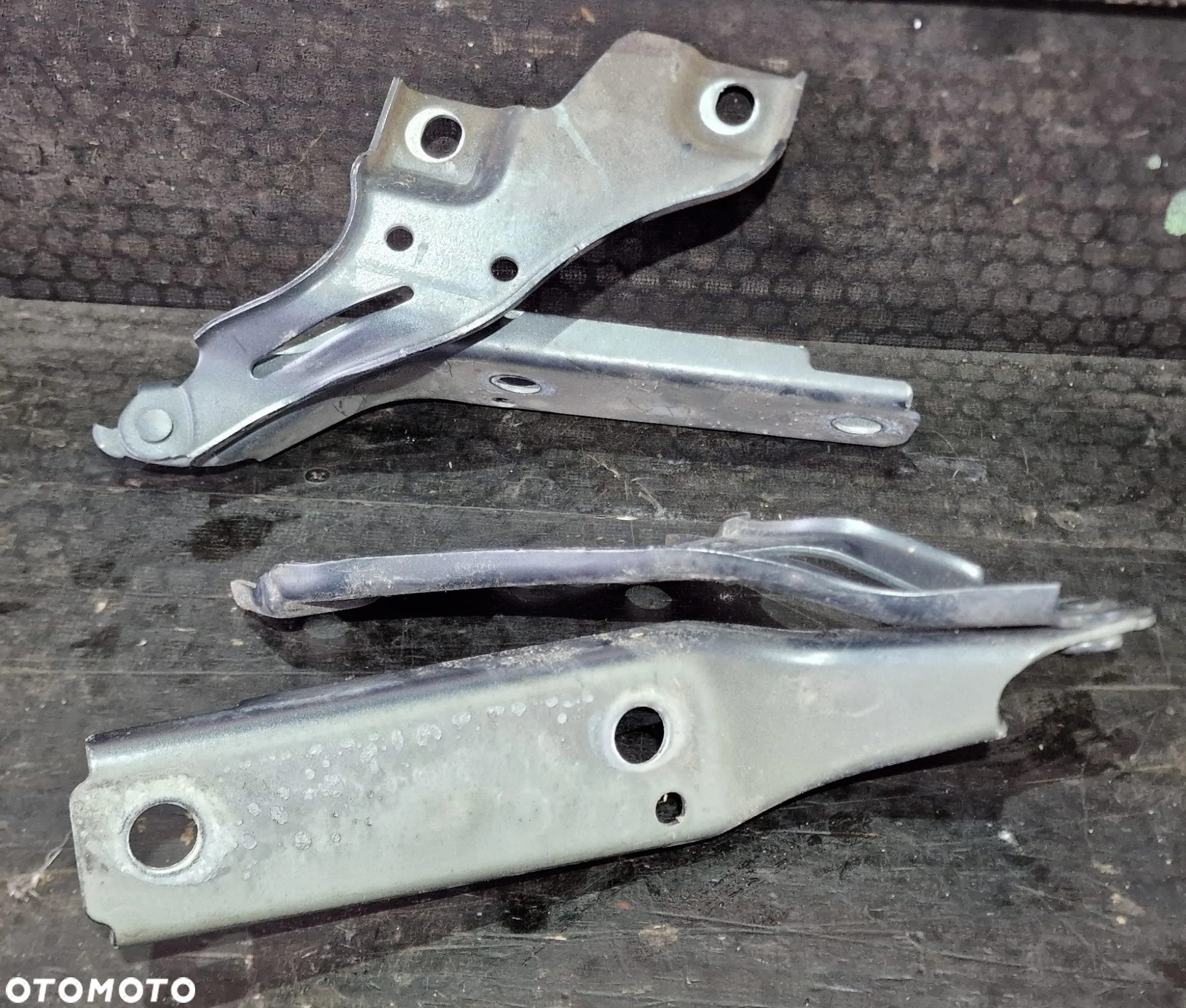 ZAWIASY MASKI KOMPLET 3G0823301 3G0823302 VW PASSAT B8 - 5