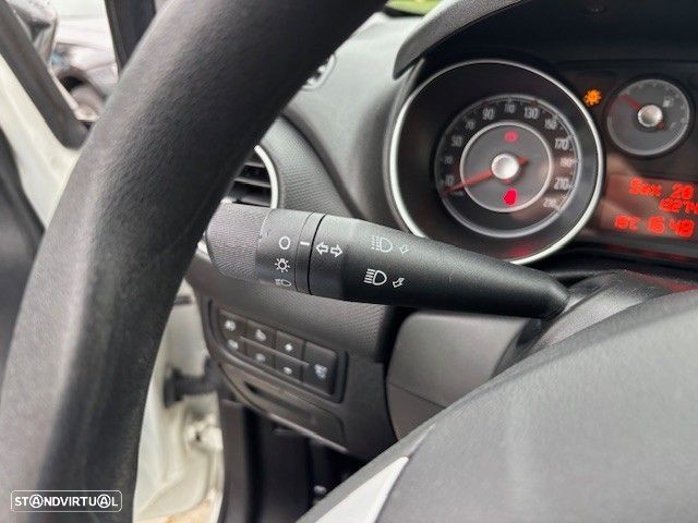 Fiat Punto 1.2 Young II S&S - 17