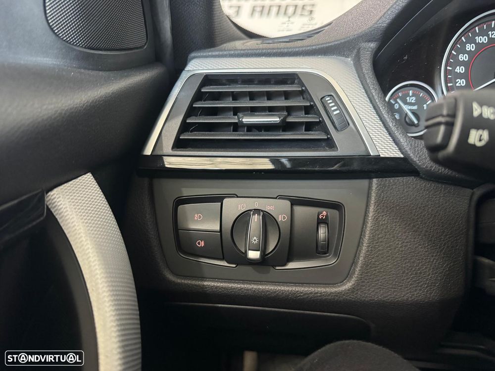 BMW 320 d Pack M Auto - 17