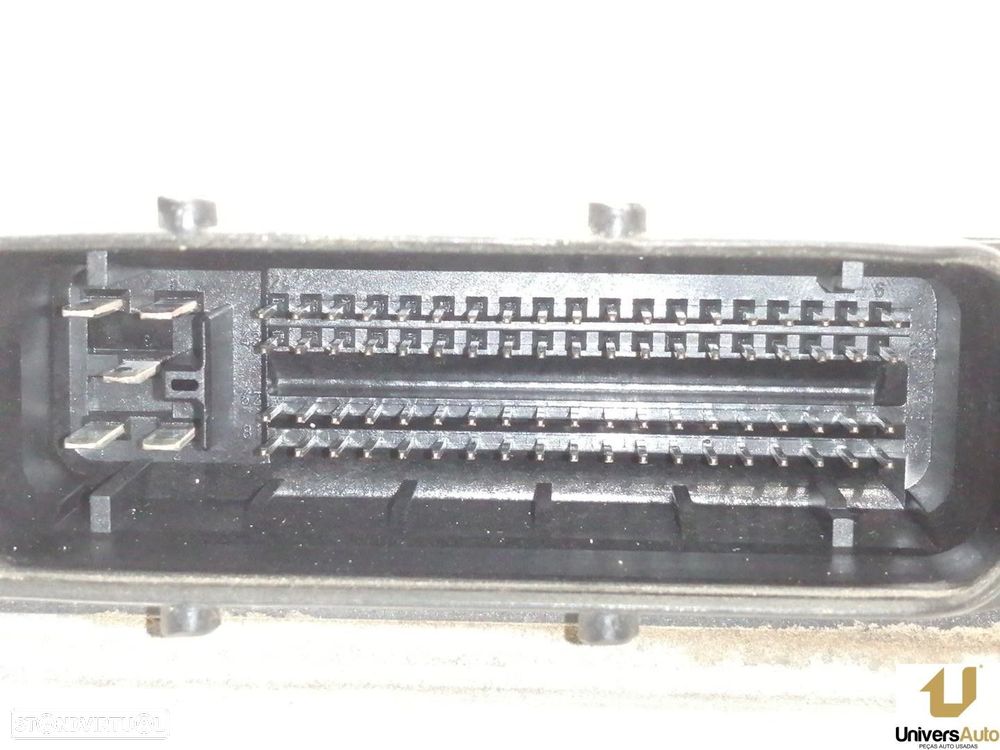 CENTRALINA MOTOR UCE VOLKSWAGEN GOLF IV 2003 -036906034DR - 4