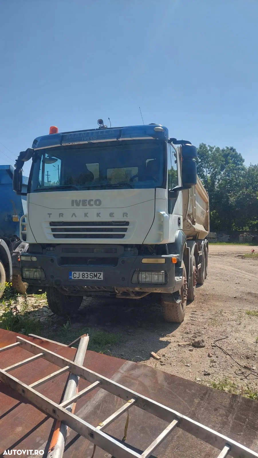 Iveco Eurotraker 8X4 basculabil - 2