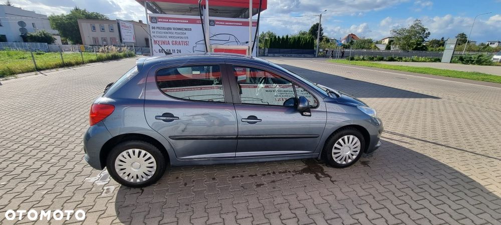 Peugeot 207 - 4