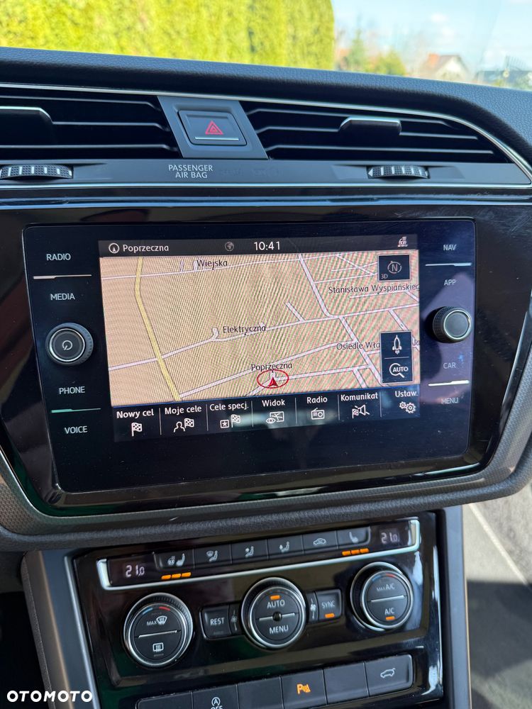 Volkswagen Touran 2.0 TDI SCR DSG Join - 33