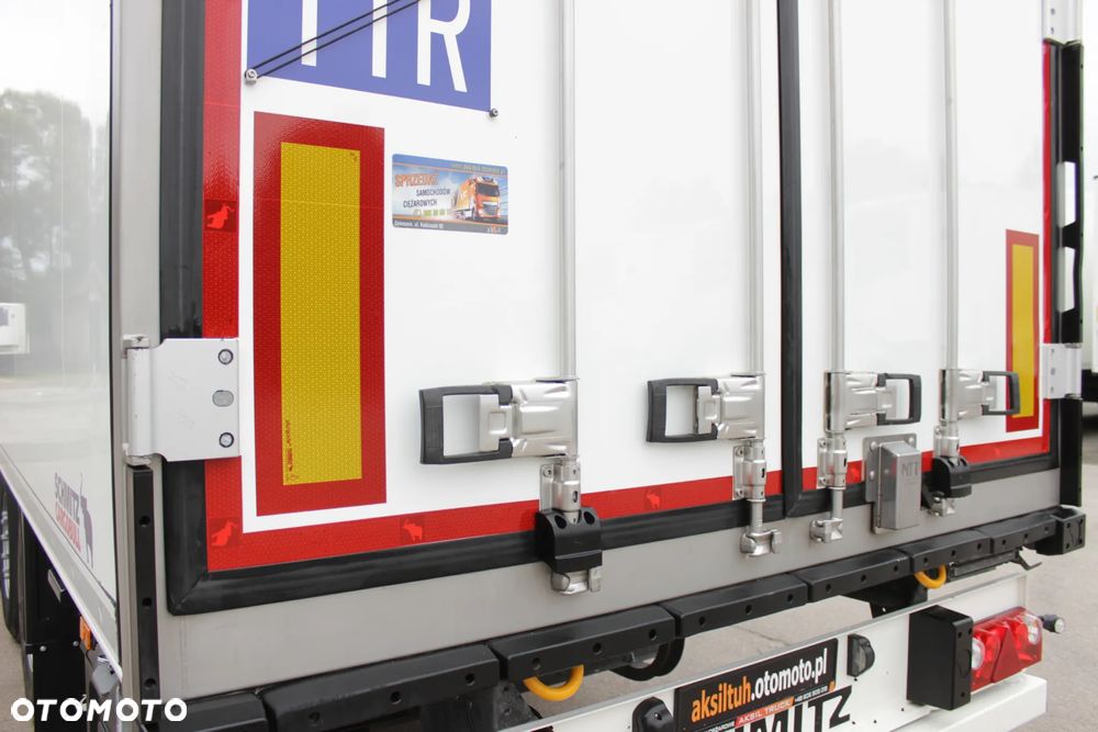 Schmitz Cargobull FP 60 V7 Thermo King SLXi 300 / JAK NOWA / ŚCIANA 7 CM / - 8