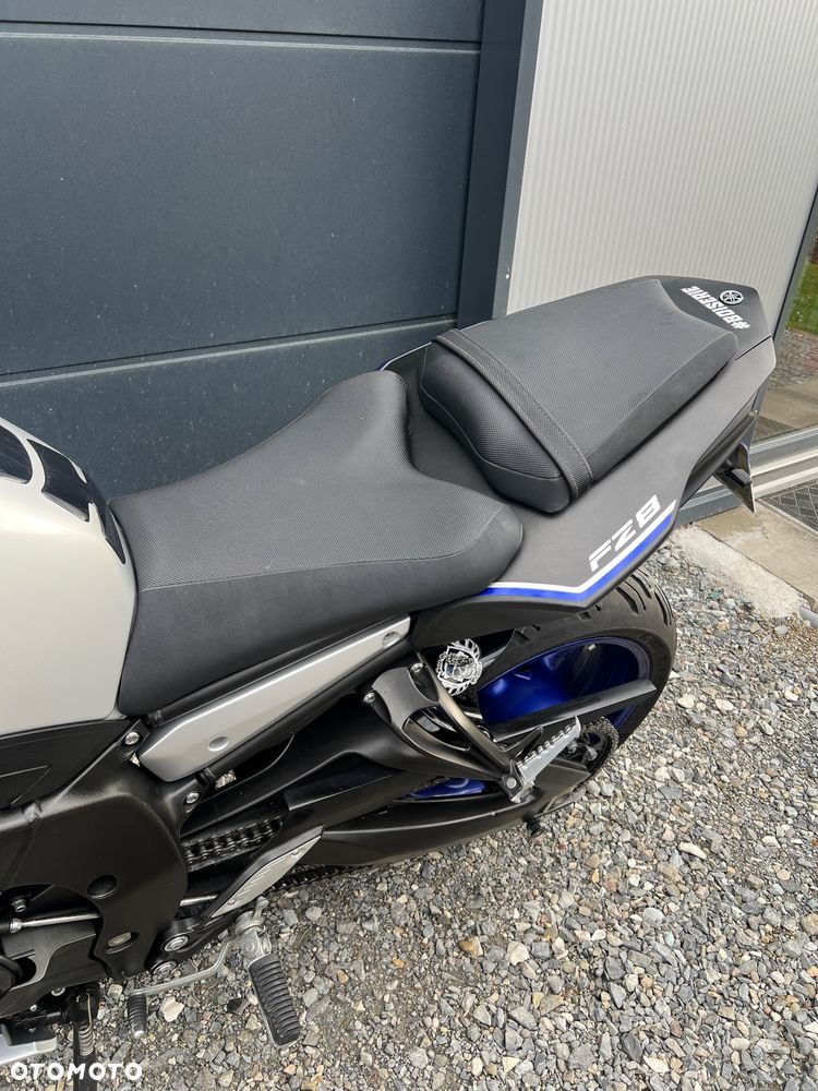Yamaha FZ8 - 14