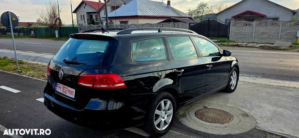 Volkswagen Passat 2.0 Blue TDI SCR Comfortline - 12