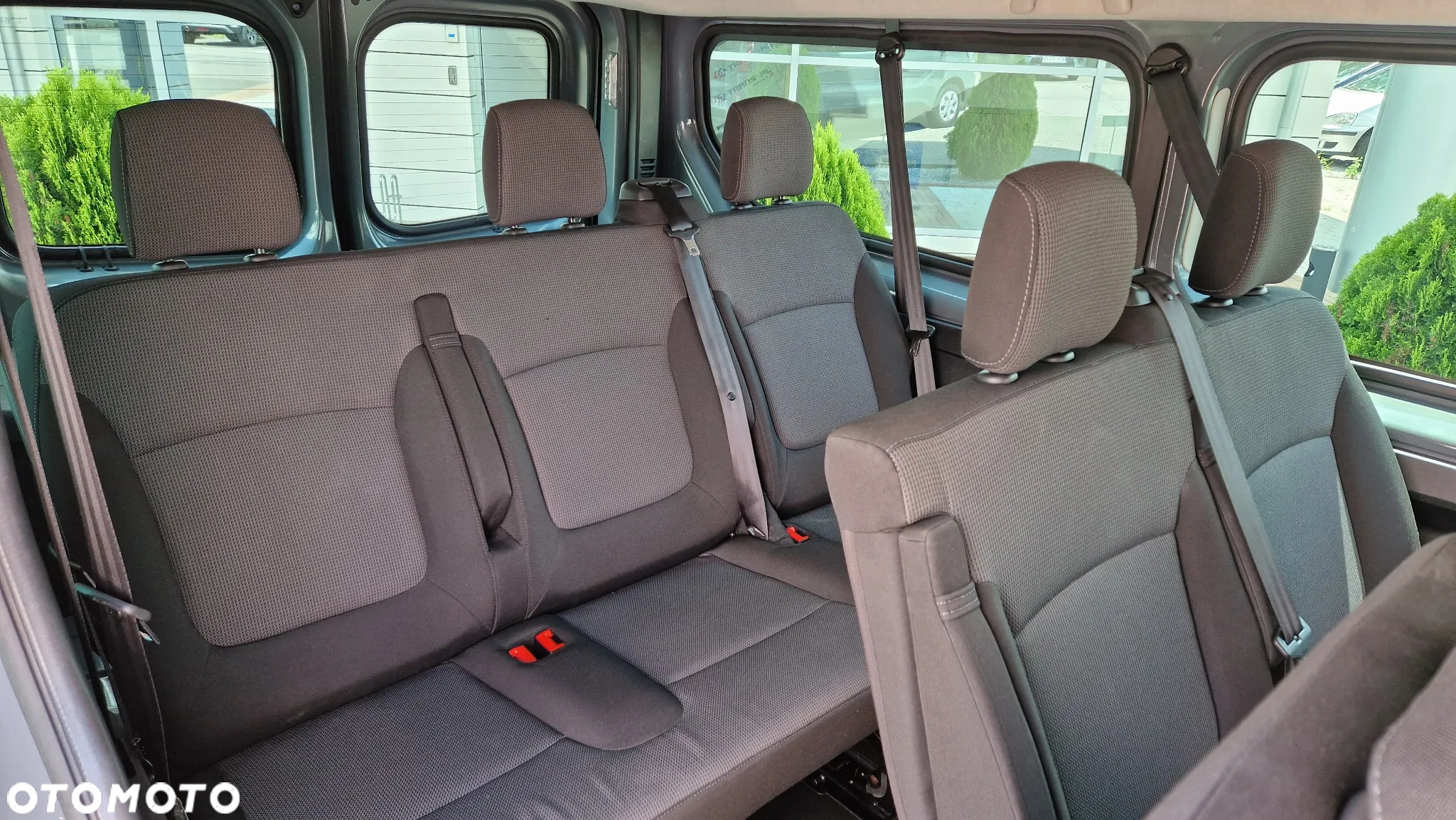 Renault Trafic - 16