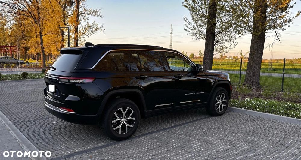 Jeep Grand Cherokee - 4