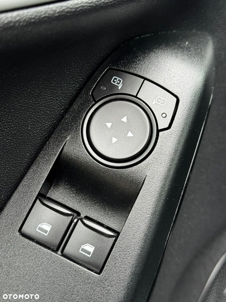 Ford Fiesta - 19