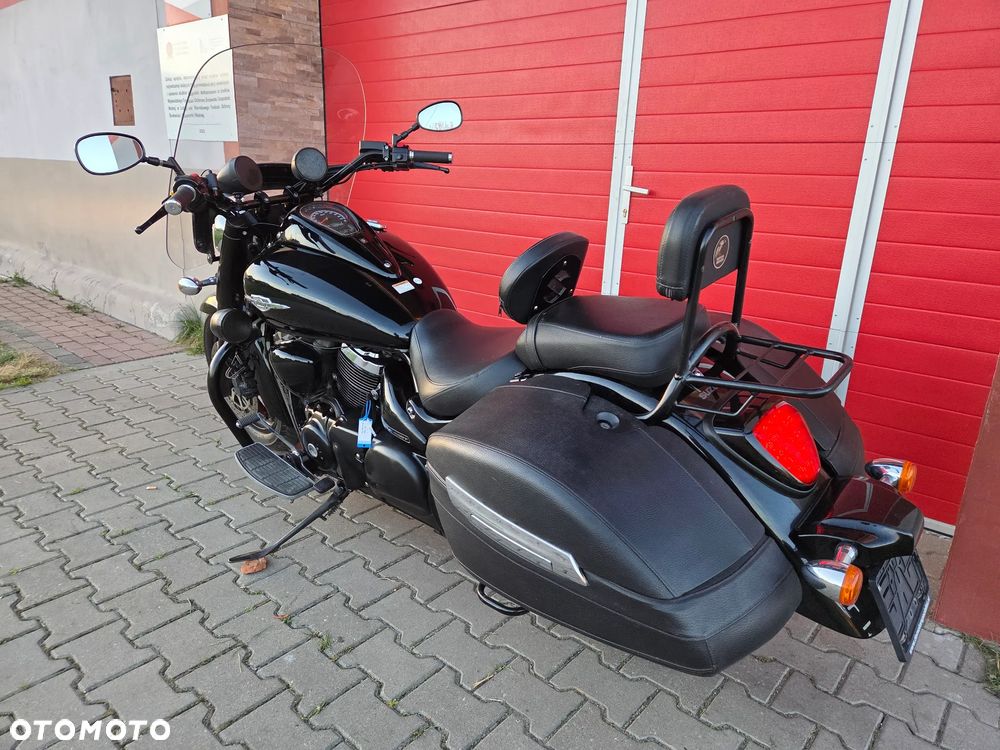Suzuki Intruder - 6