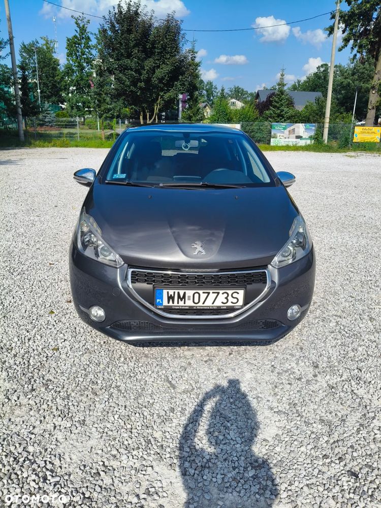 Peugeot 208 HDi 68 Like - 6