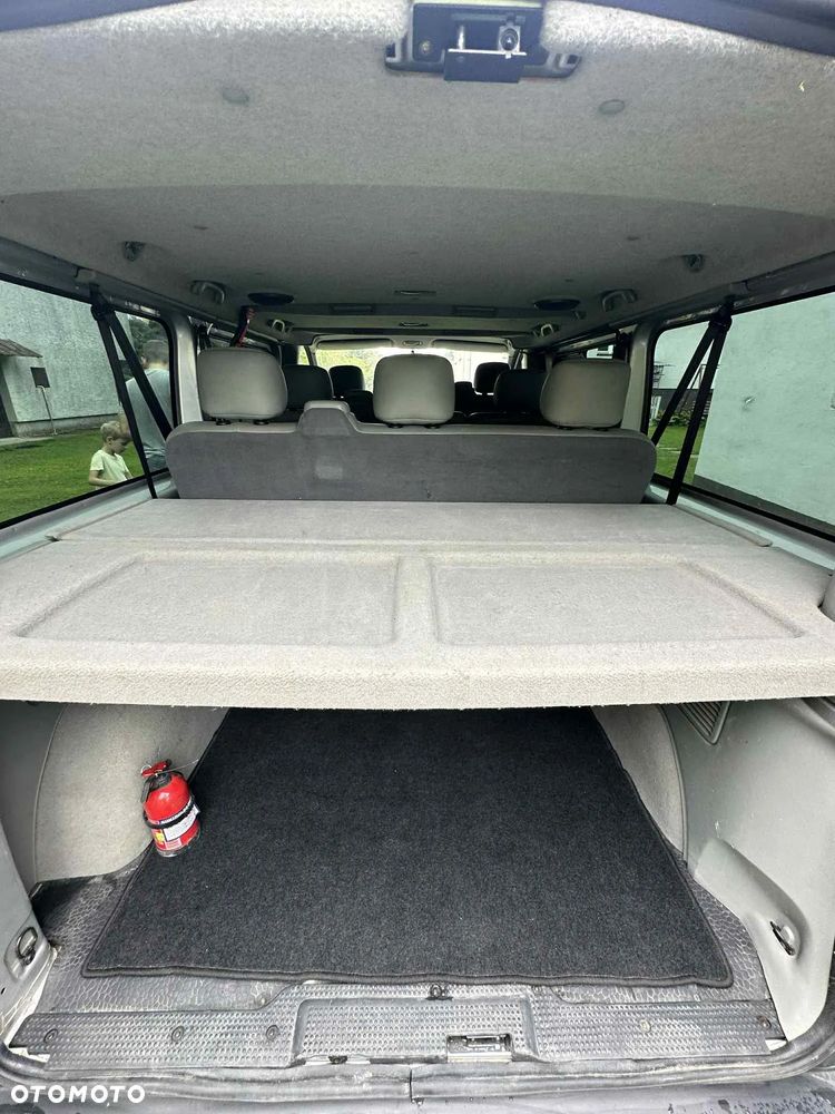 Opel Vivaro 2.5 CDTI L2H1 - 8