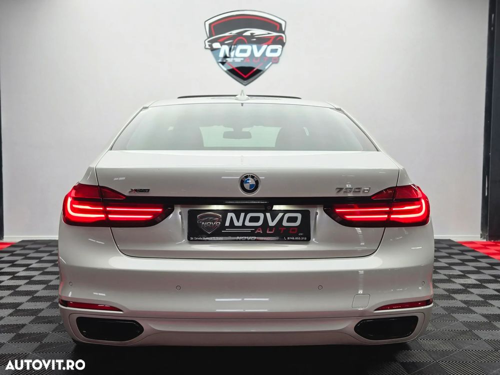 BMW Seria 7 730d xDrive - 35