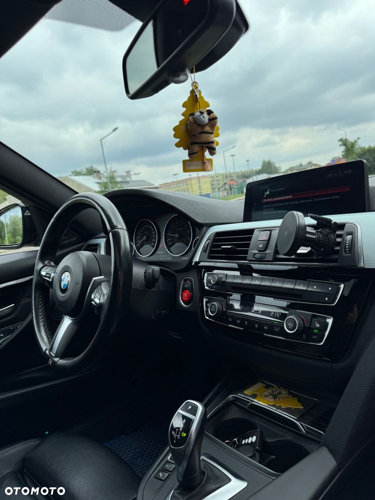 BMW Seria 3 - 16