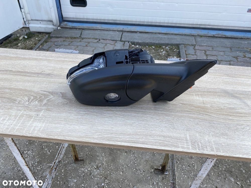 LUSTERKO PRAWE FORD KUGA MK3 11 PIN LV4B17682DE - 3