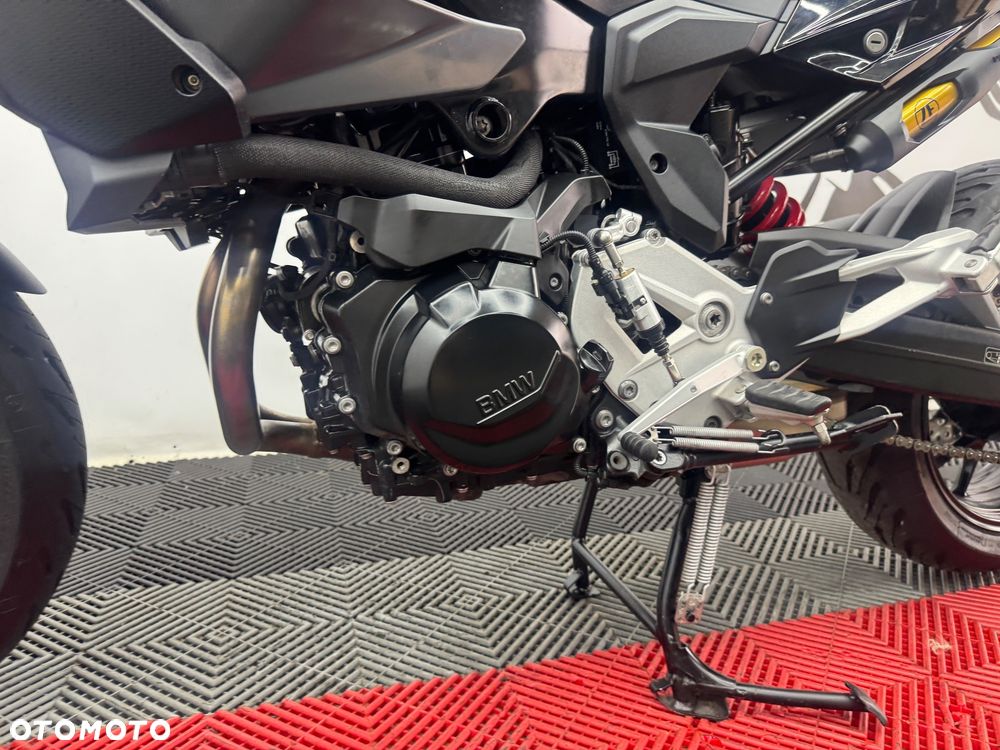 BMW XR - 15