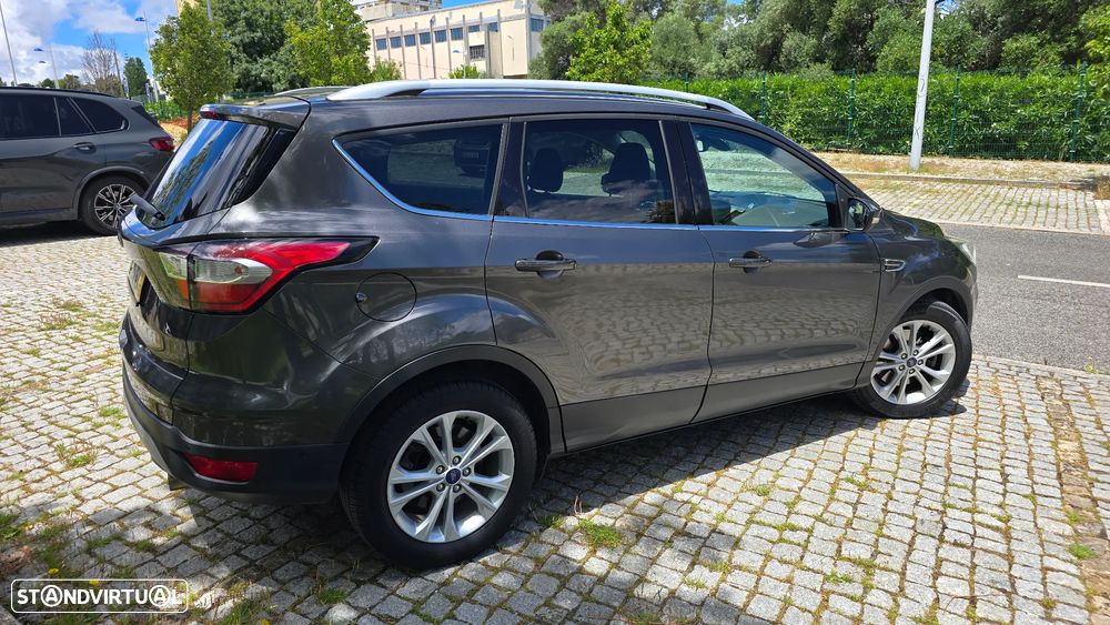Ford Kuga 1.5 TDCi Titanium - 11