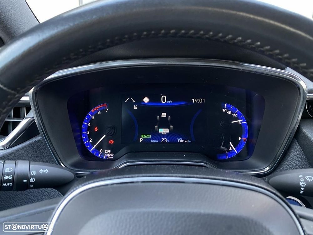 Toyota Corolla 1.8 Hybrid Comfort - 25