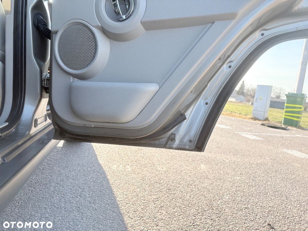 Jeep Commander 4.7 V8 - 17
