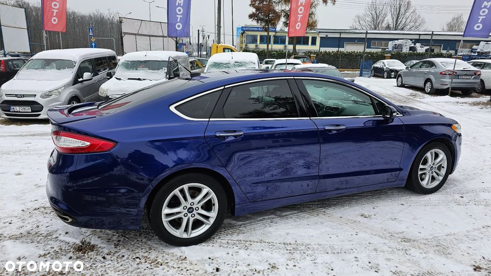 Ford Fusion 2.0 EcoBoost Titanium - 26