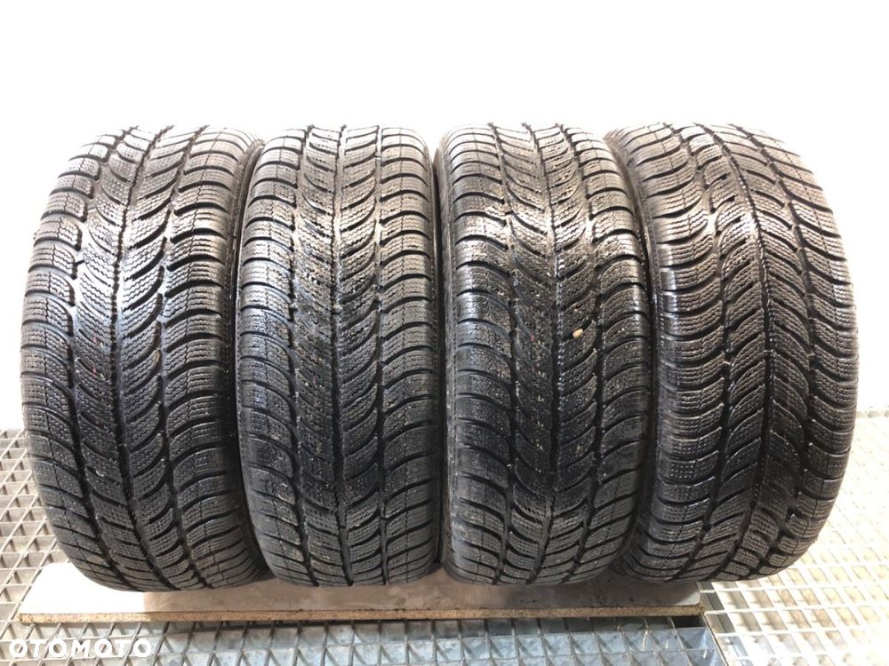 OPONA ZIMA 4X 205/55 16" DEBICA - 1