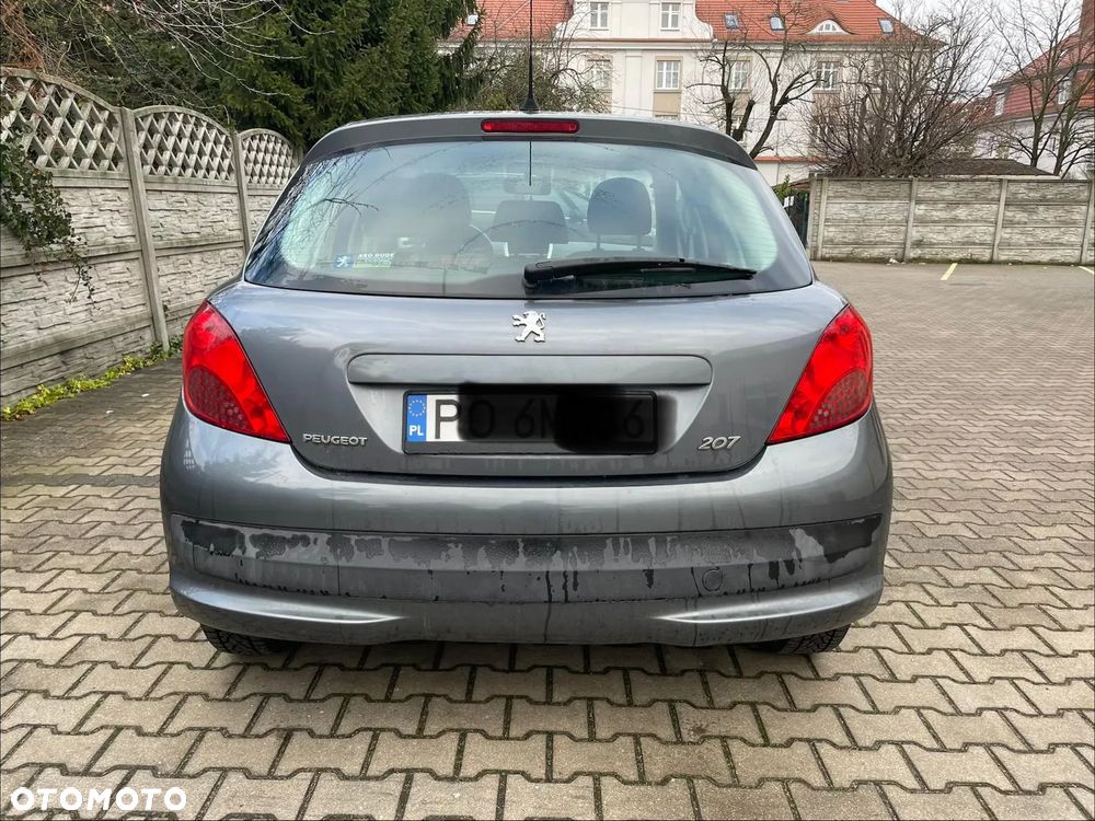 Peugeot 207 1.4 16V Trendy - 6