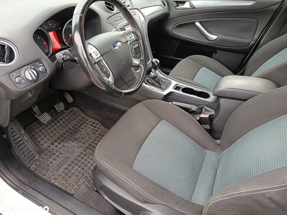 Ford Mondeo 1.6 TDCi Trend - 9