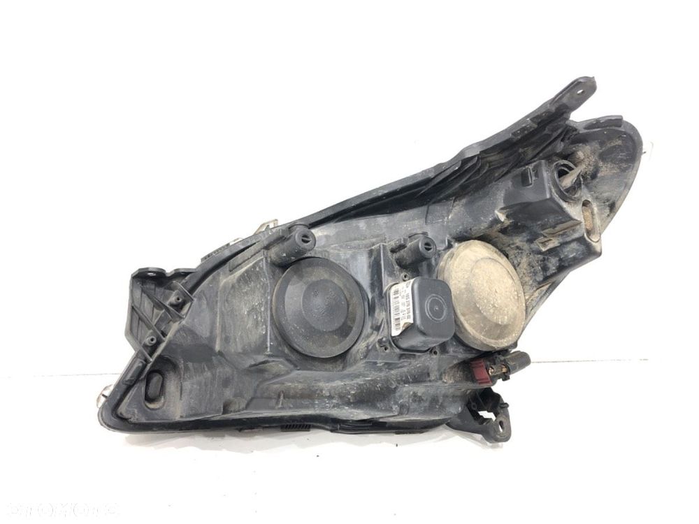 REFLEKTOR PRAWY PRZÓD - 278.00 PLN - OPEL ASTRA H Kombi (A04) 2004 - 2014 1.7 CDTI (L35) 81 kW [110 - 2