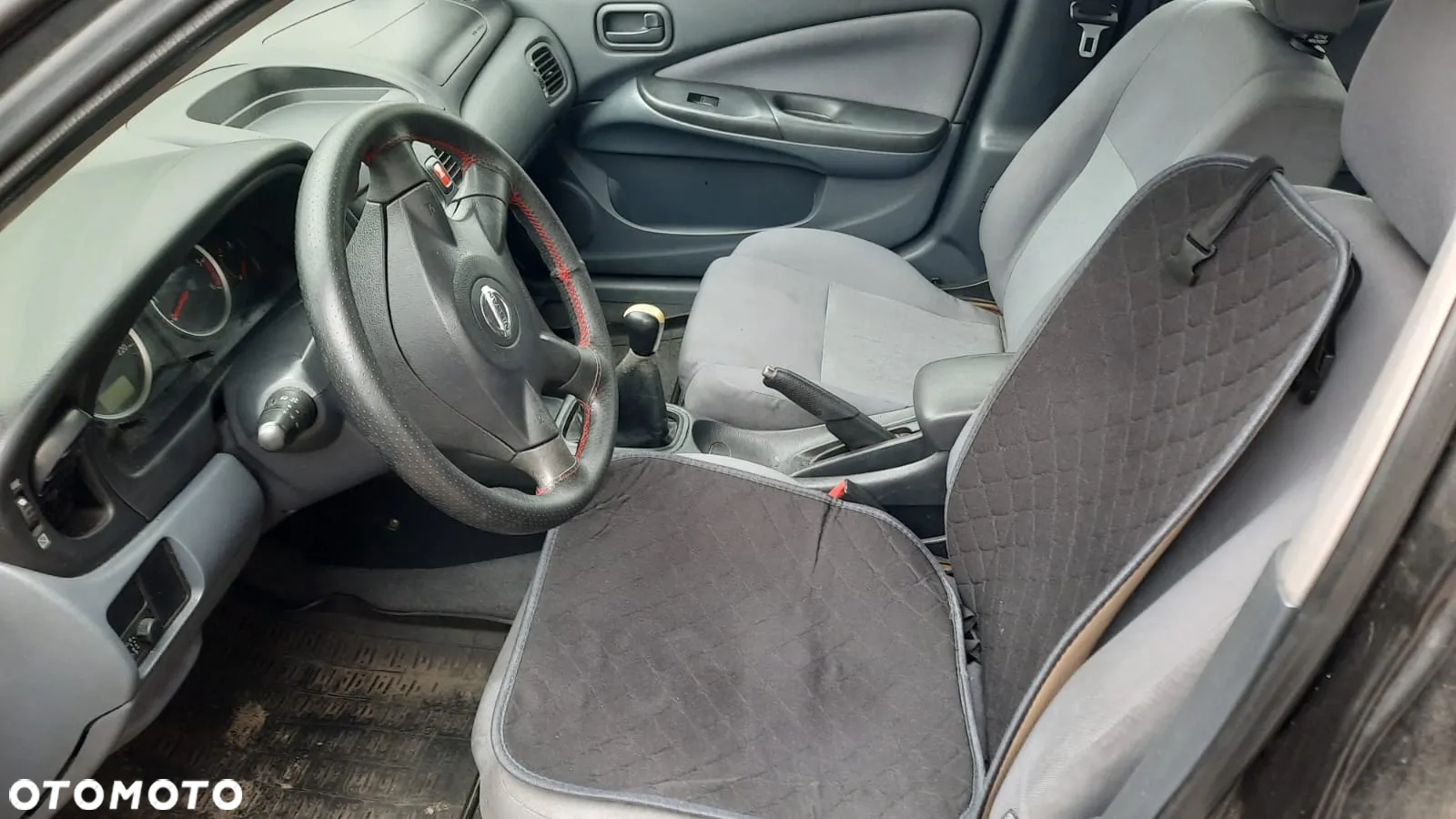 Nissan Almera - 4
