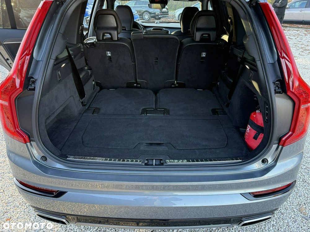 Volvo XC 90 D5 AWD R-Design 7os - 19