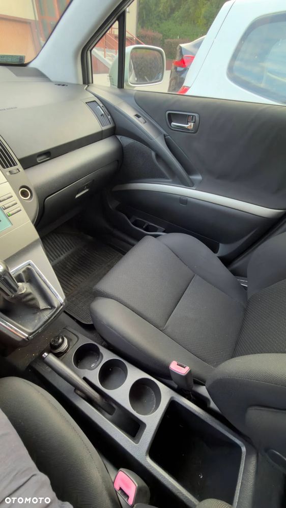 Toyota Corolla Verso 2.0 D-4D Sol - 14