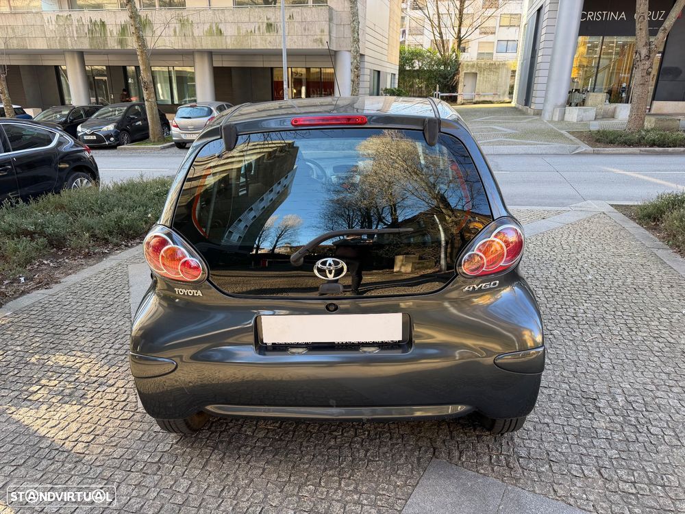 Toyota Aygo 1.0 - 14