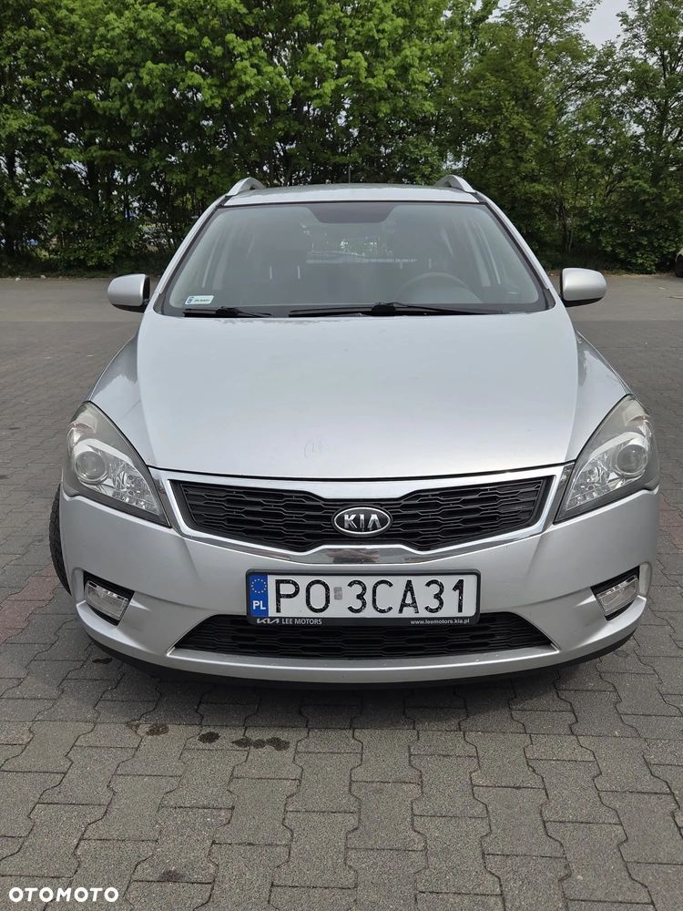Kia Ceed - 3