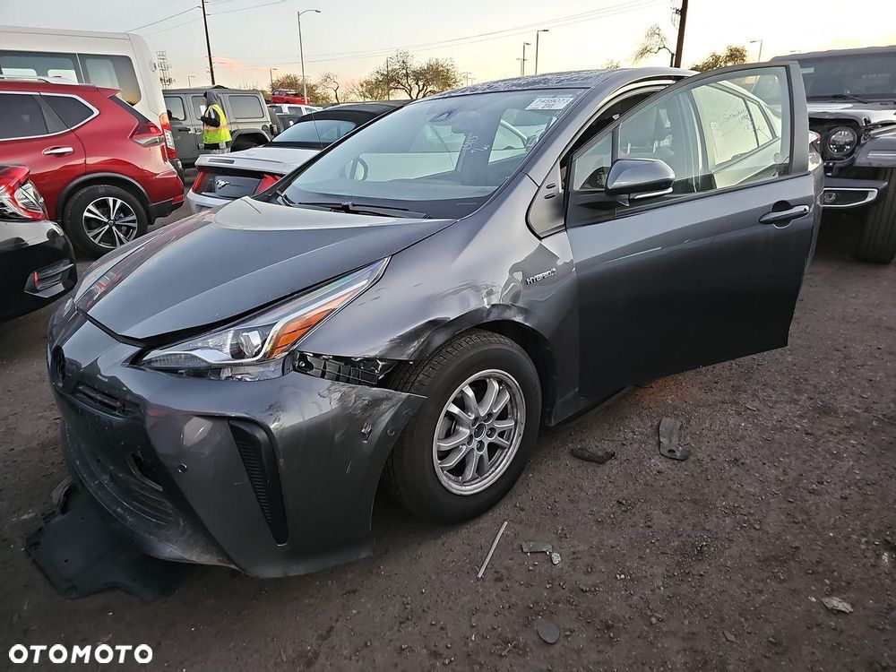 Toyota Prius Hybrid - 23