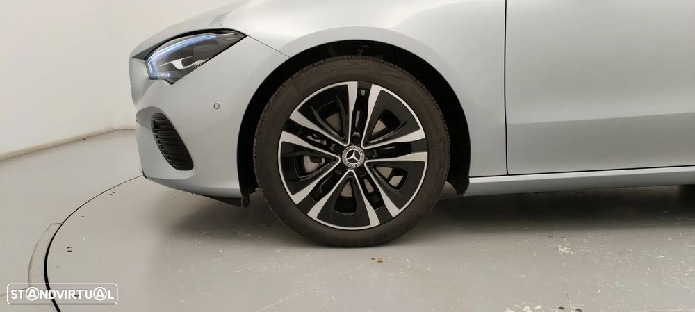 Mercedes-Benz CLA 200 d Shooting Brake Progressive Aut. - 17