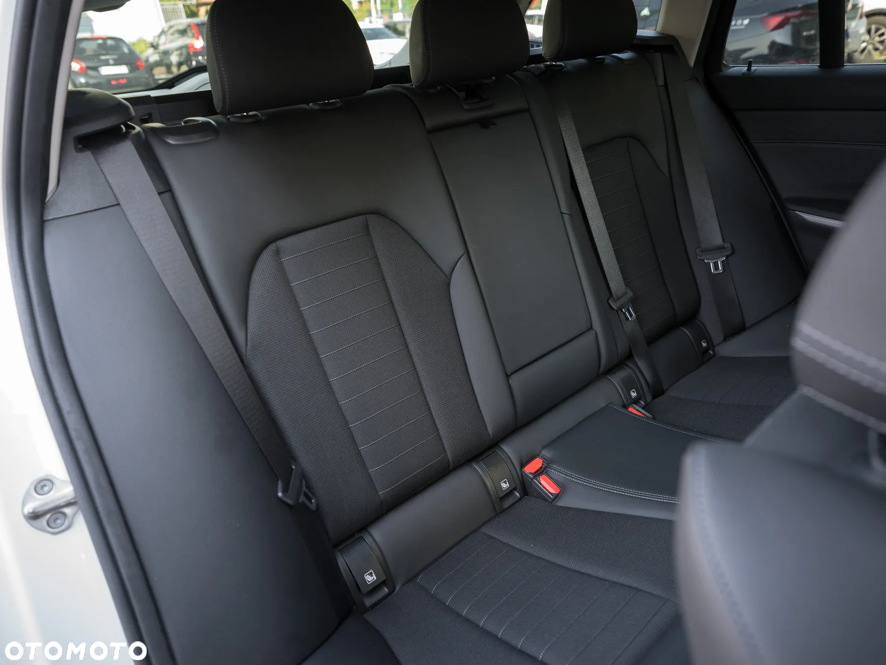 BMW Seria 3 318d Business Edition - 29